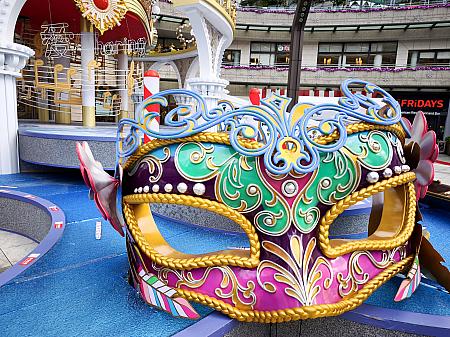 台湾のクリスマスと言えば、信義区でしょう！ということで台北・信義エリアぶらりと歩いてクリスマスを探してきました！「台北101」と「台北統一時代百貨」はすでにご紹介済みですが、ほかにどんなとこでクリスマスを感じることができるかな？