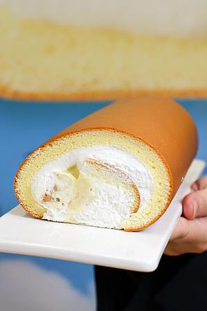 【台湾スイーツ】亞尼克(ヤニック)の絶品「ロールケーキ」を24時間いつでも楽しめる自動販売機「YTM」を利用してみた！＜利用方法動画あり＞ ヤニック 亞尼克ロールケーキ