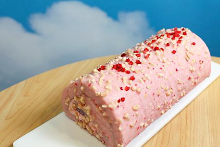 冷やして食べると外のチョコレートコーティングがパリッパリ！