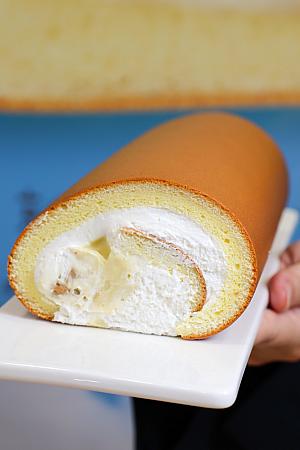 【台湾スイーツ】亞尼克(ヤニック)の絶品「ロールケーキ」を24時間いつでも楽しめる自動販売機「YTM」を利用してみた！＜利用方法動画あり＞ ヤニック 亞尼克ロールケーキ