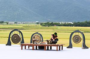 【台湾イベントレポート】秋の風物詩！原住民歌手「桑布伊」とパフォーミングアート集団「優人神鼓」がタッグを組んだ「2025池上秋收稻穗藝術節」に大感動！ 池上秋收稻穗藝術節 池上秋收稲穂芸術節 優人神鼓桑布伊