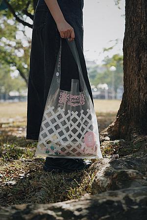 エコプラスチックバッグ「A.P.P X We Play+1」