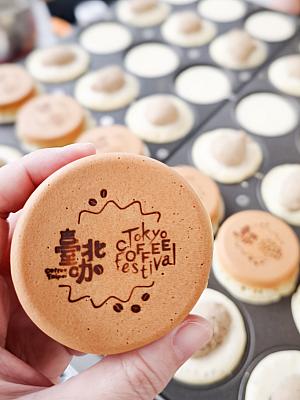 イベントは、各ショップでバラエティーに富んだコーヒーのほか、コーヒー職人による創作コーヒーを淹れる様子が目の前で見学できたり、コーヒーにちなんだフードが食べられたり、特設ステージでライブがあったりと楽しみがいっぱいでした！