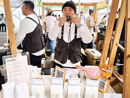 本日の試飲はアイスコーヒー！ホットのストレートが多い中の変化球がうれしい～♪あっさり＋すっきりとした清々しい飲み口に、なるほどファンが多いのも頷けます！美味～♡