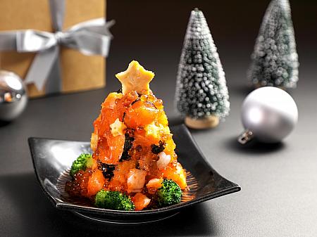 【合點壽司(がってん寿司)】【承知助(承知の助)】2025/12/12～12/25の期間中、4人でお食事をして1,888元以上食べると、クリスマスツリー寿司をプレゼント！<br>画像提供：合點壽司