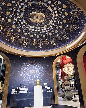 日本でも人気のシャネルのクリスマス！台湾ではこぢんまりとしていますがかわいいんです！