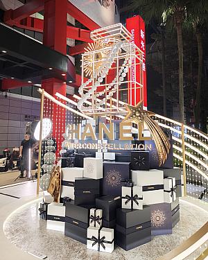 日本でも人気のシャネルのクリスマス！台湾ではこぢんまりとしていますがかわいいんです！