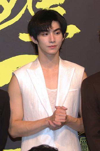 禾雁凱君だと思うんだけど、違ったらごめ～ん！