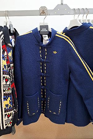 カーディガン、アウター、トレーナー……