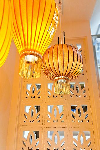 人が多くて店内をじっくり撮影するのは難しかったんですが、あちこちにアディダス(adidas)の中国語名「愛迪達」が書かれていますよ！大稻埕の雰囲気を大切にレトロなお店に上手にマッチしています！