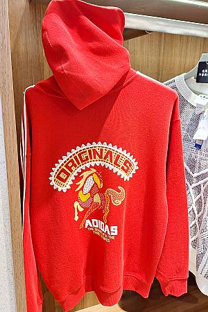 カーディガン、アウター、トレーナー……