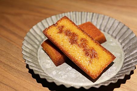 ほかにも、ガーデンいちごタルト(花園草莓塔 600元/5寸・2550元/10寸)、北海道いちごチーズケーキ(北海道草莓重乳酪蛋糕 420元/本)、ピスタチオといちごのパウンドケーキ(開心果草莓磅蛋糕 320元/本)などもありますよ！