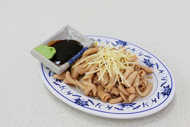 店主のおすすめは「鵝腸」。こりこりとした食感が楽しく、さっぱりしているのに、うまみが凝縮されていて、さすが！という一品！