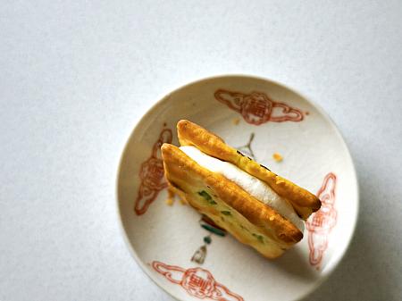 何よりヌガーが歯にくっつかないので、差し歯のおかんでも安心して食べられそう笑