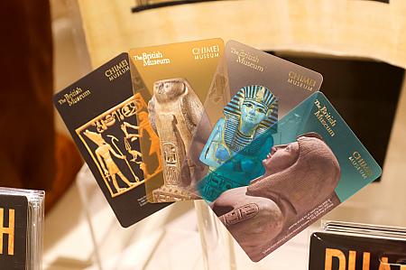 実用性があるのは、台湾滞在中に使える交通系ICカードの悠遊カード(悠遊卡)各200元。セティ2世の座像やラー・ホラクティの像がデザインされたバージョンで全部で4種類あります。こちらは会場で販売しているバージョンなのですが……