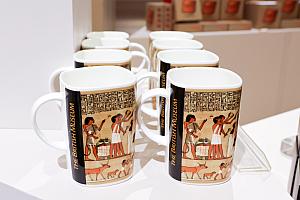 もちろん、エジプト関連グッズも。