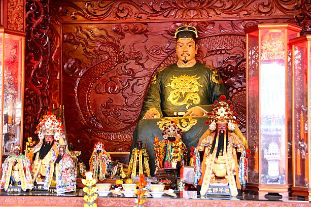 鄭成功にお参りを。