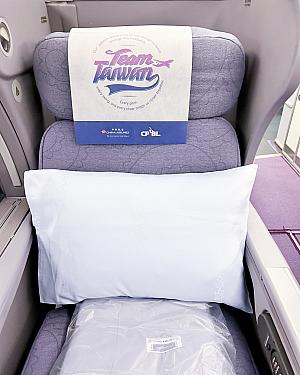 チャイナエアラインは「WBC」づくし！機内は野球を楽しみにしている台湾人であふれかえっていたのだそう<br>画像提供：竹内将子