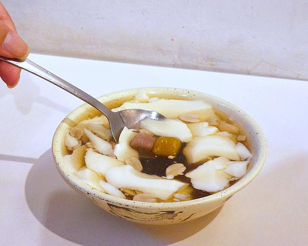 歩き疲れたから豆花でも食べようよ！っていえば、すぐに食べられる台湾の夜市、やっぱり便利すぎ！