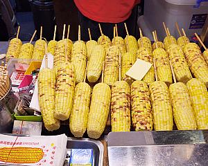 このほかにも台湾グルメが満載！うぅ～ん、どれを食べようかなぁ……。