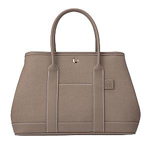 棕色女神皮革提袋$1,050