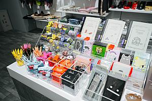 【台湾限定】3/20～4/8「graniph(グラニフ)台湾進出1周年イベント」開催！LaLaport台北南港でマンゴーかき氷＆パイナップルTシャツ＆ぬいぐるみキーホルダー登場 graniph グラニフ 台湾進出 マンゴーかき氷 パイナップル 台湾旅行 台湾土産台湾でしか買えない