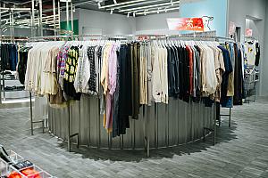 【台湾限定】3/20～4/8「graniph(グラニフ)台湾進出1周年イベント」開催！LaLaport台北南港でマンゴーかき氷＆パイナップルTシャツ＆ぬいぐるみキーホルダー登場 graniph グラニフ 台湾進出 マンゴーかき氷 パイナップル 台湾旅行 台湾土産台湾でしか買えない