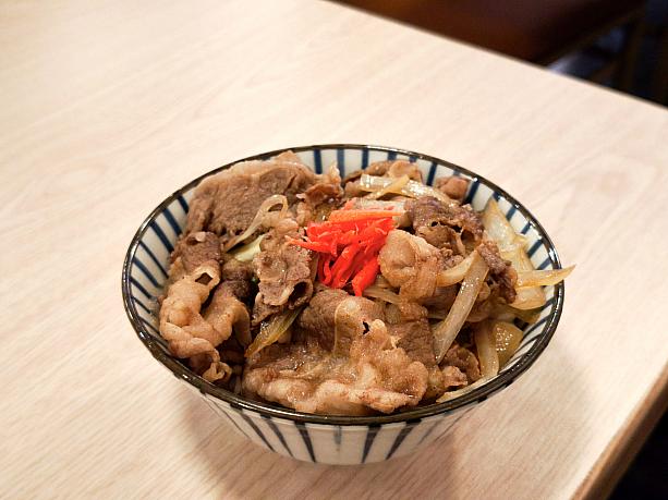 個人的ヒットは「牛丼140元」。牛肉に適度な厚みがあって、牛肉がおいしくて大満足！次回も狙いたい逸品です。
