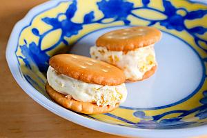 【台湾土産レビュー】我が家のナンバー1「牛軋餅(ヌガークラッカー/ヌガーサンド)」決定戦！7ブランド13種類を一度に食べ比べたおすすめ人気ランキングはこれだ！