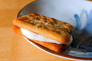 【台湾土産レビュー】我が家のナンバー1「牛軋餅(ヌガークラッカー/ヌガーサンド)」決定戦！7ブランド13種類を一度に食べ比べたおすすめ人気ランキングはこれだ！