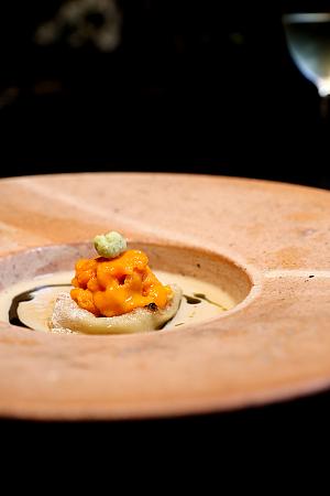 【台北レストラン】次の予約困難店？話題の「KUR」実食レポ｜信義安和で味わうイノベーティブ・フュージョン！ KUR イノベーティブフュージョン 信義区 新日本料理 日本人シェフ 台北グルメ 台湾グルメ オープンキッチンメニューのない店