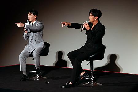 顔を見てすぐに誰だかわかるジェイ。ファンやメディアとの絆を感じました。