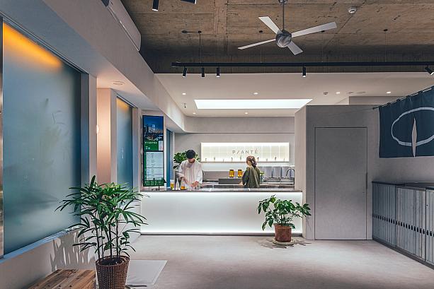 「植蘊 Planté 北車概念店」は「朱雀Suzaku Curry Shop」の1階部分と同じスペースで営業しています<br>画像提供：Cofit x 植蘊 Planté