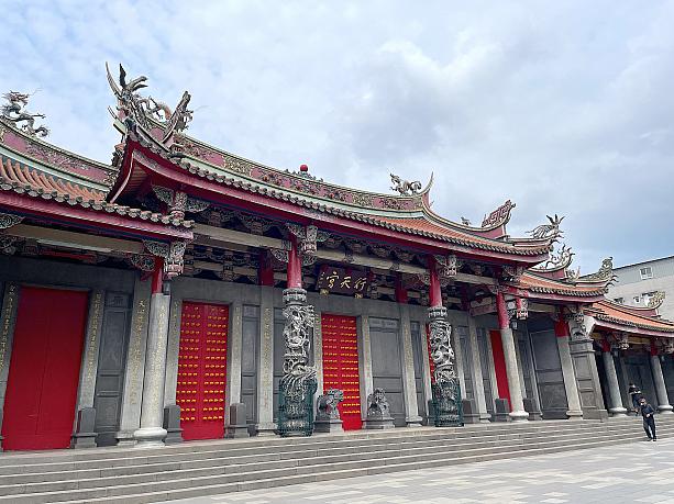 ※詳しい参拝方法や收驚のやり方は別記事で解説しています。