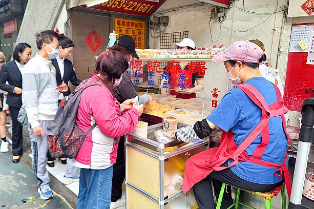 ナビたちが訪れたのは平日の15時半頃。少し中途半端な時間帯が功を奏したのか、いつもより行列が短めで、比較的スムーズに並ぶことができました。ラッキー！