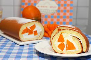 マンゴーロールケーキ