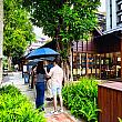 では、どんなお店が入っているか見てみましょう！行列ができていたのは、2016年にシンガポールで創業したスペシャルティコーヒーブランド「ALCHEMIST」。日本にも支店があるので、ご存じの方も多いかもしれません！