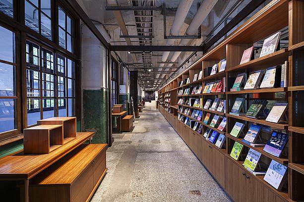 【台北NEWオープン】台湾の蔦屋は、日本の蔦屋とここが違う！「TSUTAYA BOOKSTORE 松菸店」が台北に誕生