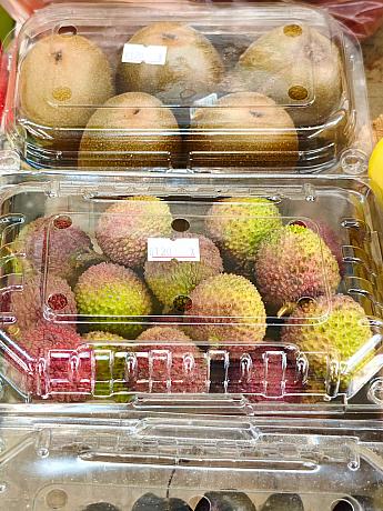 パックに入っているものもありましたよ！こちらの方が手軽に食べやすいかな？