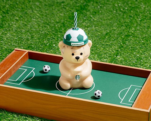 台湾スタバ】FIFAワールドカップ2026開幕日に発売！「足球小熊玻璃TOGO
