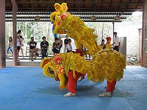 獅子舞はベトナムの文化に根付いています