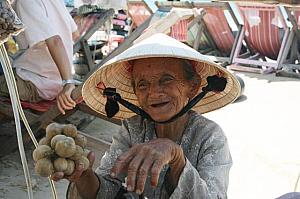 「女ふたり100ドルポッキリの旅！」第１回：ベトナムのハワイ（？）ブンタウへ！（前編） ブンタウ郊外旅行