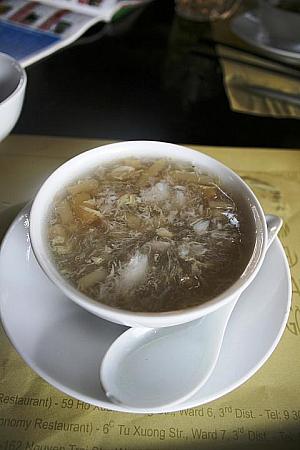 sup cua mang tay  スップクアマンタイ  カニとホワイトアスパラガスのスープ