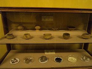 土器や生活品が次々と出土され、ホイアンだけでも50箇所以上の場所で発掘されています。