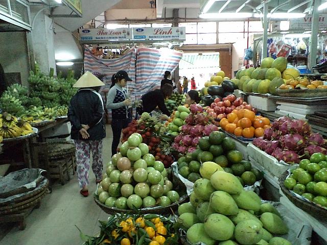 ダナンの二大市場 コン市場とハン市場 ベトナムナビ