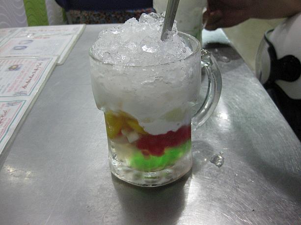 オーダーしたのはChe Thai。タイ風チェーってことでしょうか