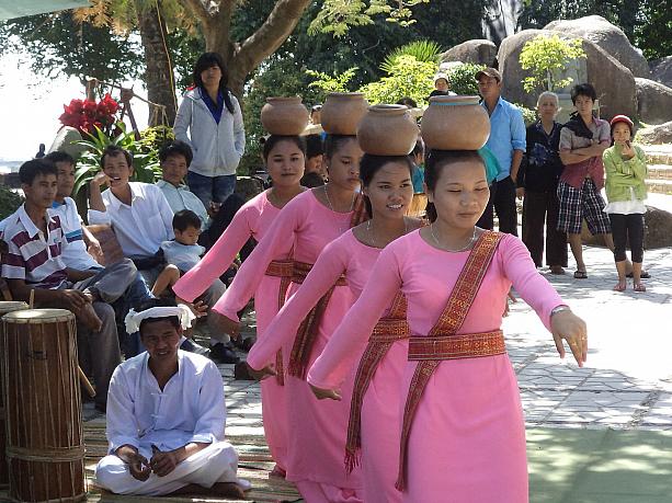 少数民族チャム族の民族舞踊を見学できます（＾＾）