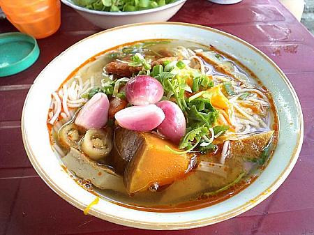 中部名物「ブン・チャ・カ―」。ベトナム全土で気軽に食べることができる庶民派料理です