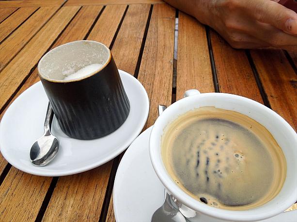 カフェで素敵なコーヒーブレイクをおくるのがベトナム旅行の楽しみです