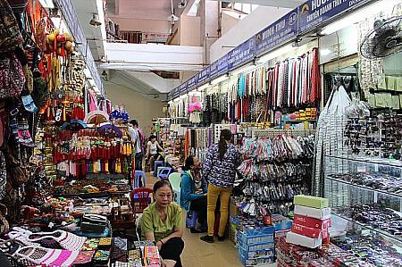 ハノイ二大市場。ホム市場とドンスアン市場 ハノイ市場